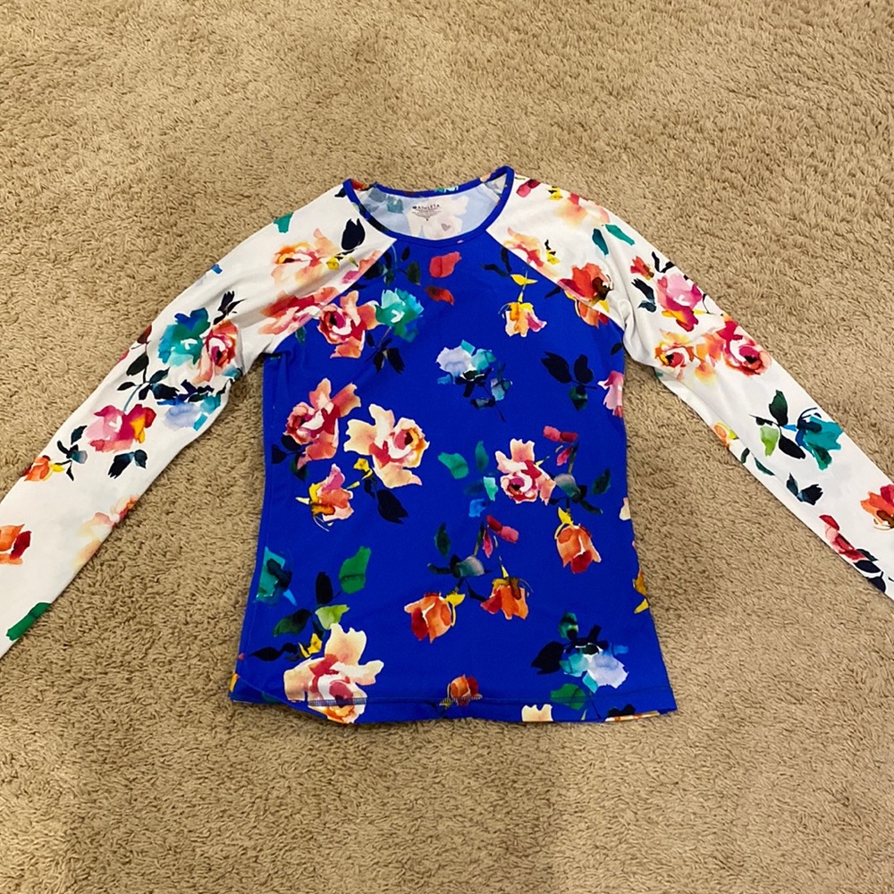 Athleta rash guard (never been worn!!)